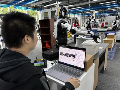 年產(chǎn)超六百萬(wàn)條！石景山人形機(jī)器人數(shù)據(jù)訓(xùn)練中心啟動(dòng)運(yùn)行，助力智能未來(lái)